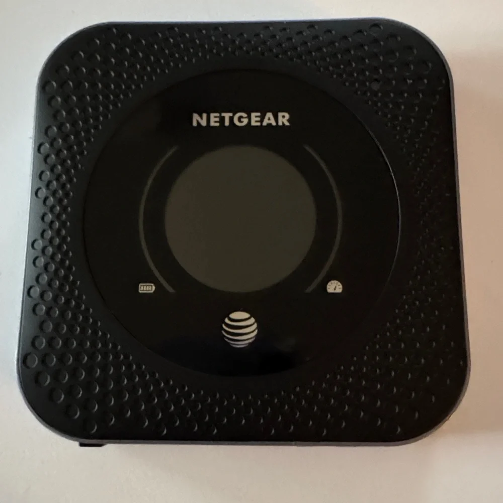 Netgear Black Wireless Router - Picture 2 of 4